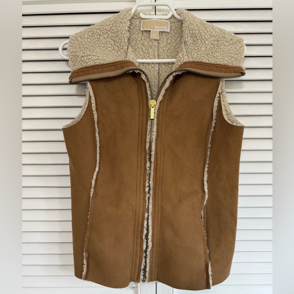 MICHAEL KORS - NWOT Brown Shearling Vest